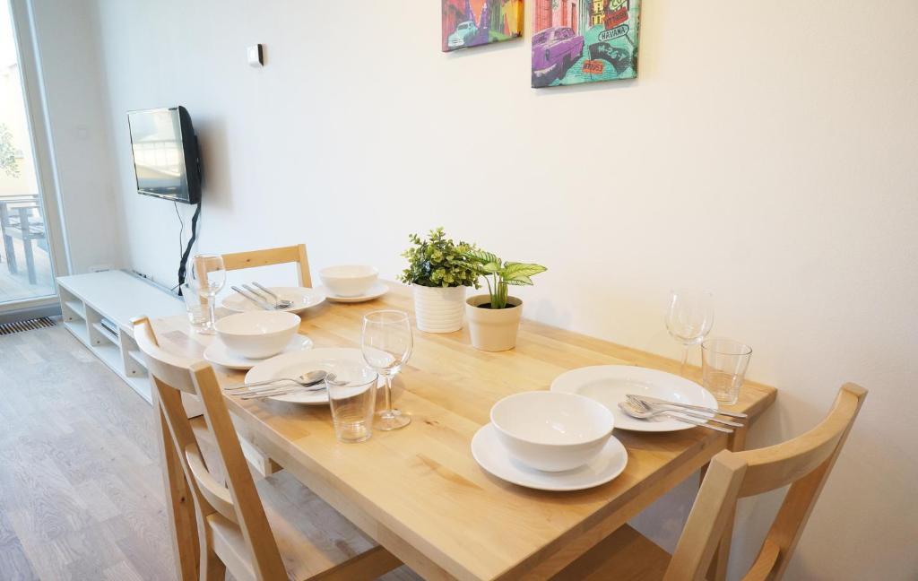 Suite Prague Apartment -Duplex, Up To 4People ภายนอก รูปภาพ